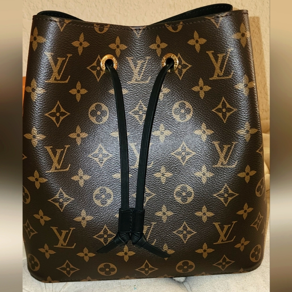 Louis Vuitton Neo Noe